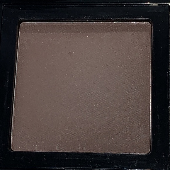 RICH ESPRESSO (#47) Bobbi Brown Discontinued Eyeshadow - Picture 3 of 13